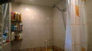 Гостевой дом Guest House Edem Тбилиси Двухместный номер с 2 отдельными кроватями и ванной комнатой-15